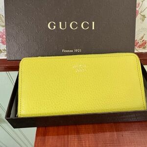 Gucci Leather Wallet